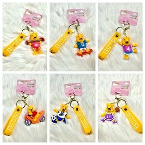 Winnie the Pooh Keychain Set of 6 - Multicolor